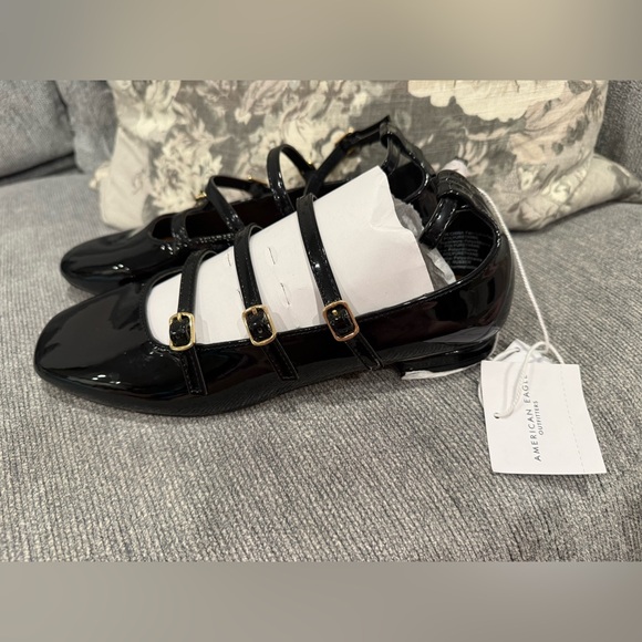 American Eagle Outfitters Shoes - NWT American Eagle Outfitters Women's Black Patent Loafers Sz 8